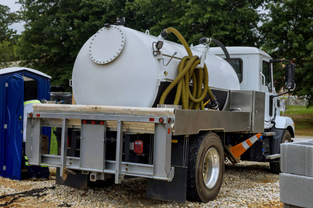 Portable Toilet Options We Offer in Eastwood, LA